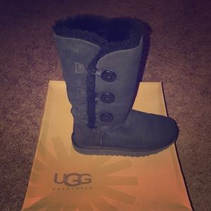 UGG BOOTS. “Bailey Button Triplet”. Black. Size 7.